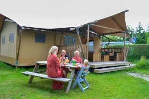 Frühstück-safaritent-11.jpg